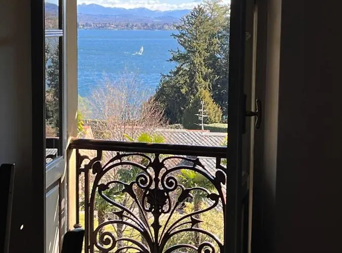 Vsc - In Storica Vista E Piscina Lägenhet Lesa