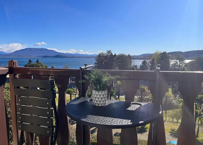 Vsc - In Storica Vista E Piscina Lägenhet