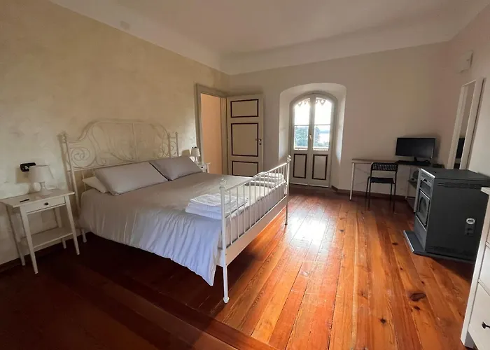 Appartement Vsc - In Storica Vista E Piscina Lesa