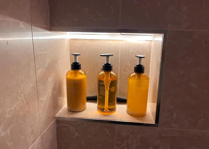 Vsc - In Storica Vista E Piscina * 레사