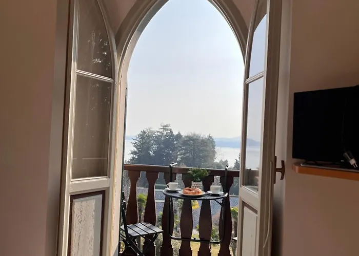 Vsc - In Storica Vista E Piscina *